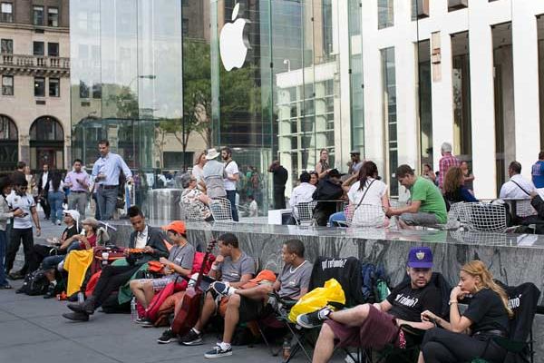 AppleFanboy